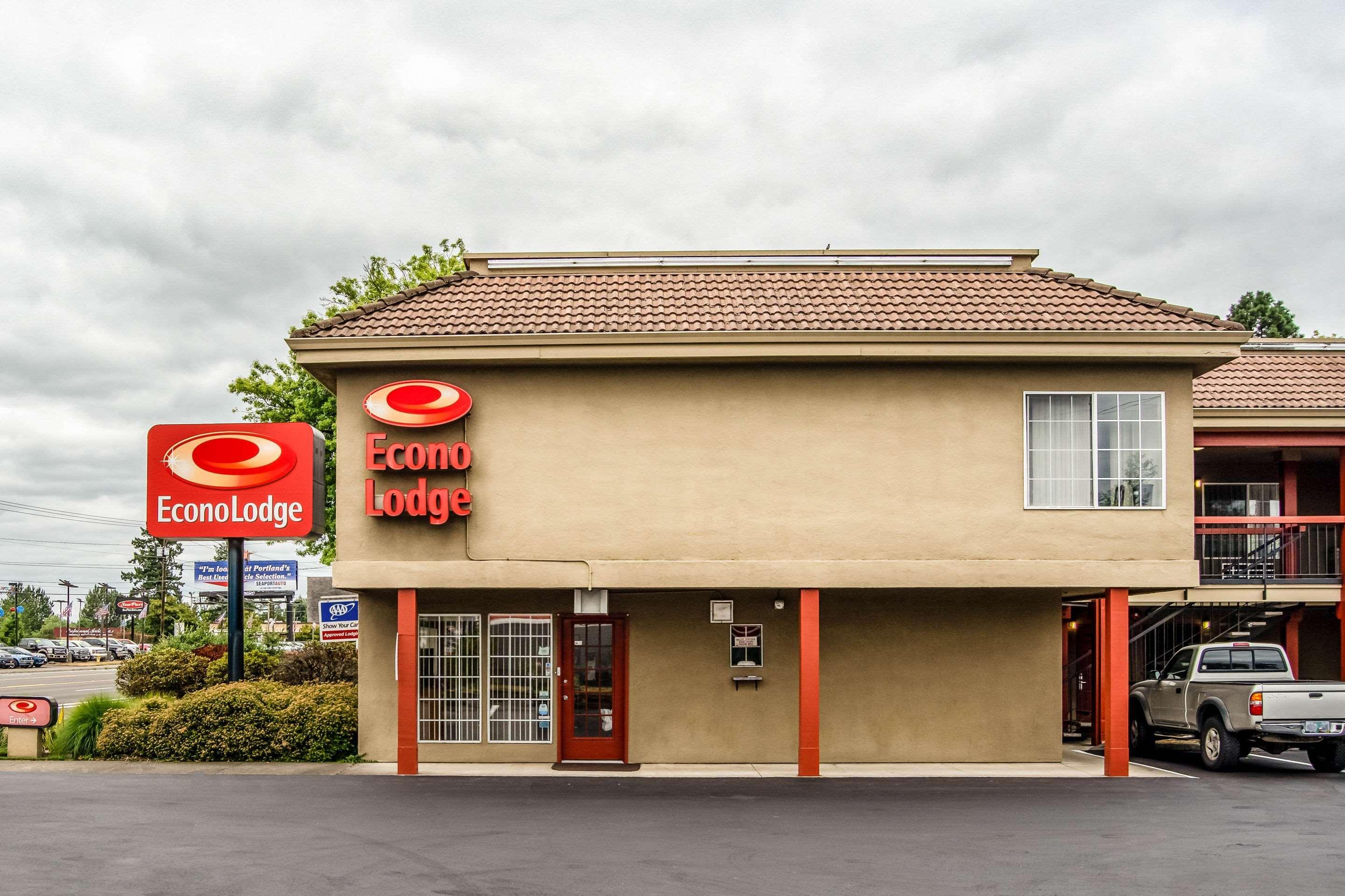 Econo Lodge Southeast Milwaukie/Portland Exterior photo