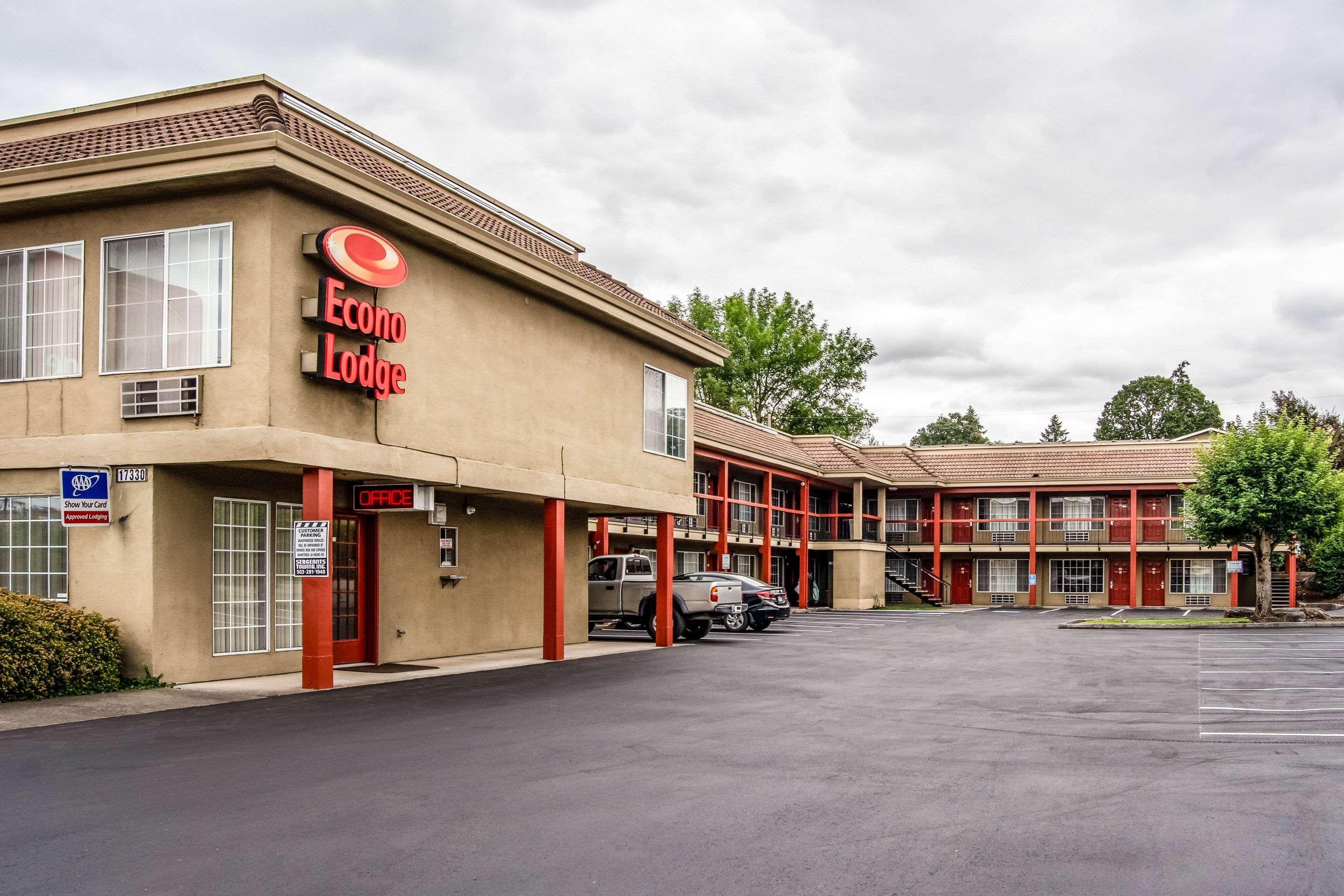 Econo Lodge Southeast Milwaukie/Portland Exterior photo